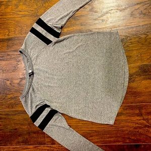 Long sleeve shirt with black stripes